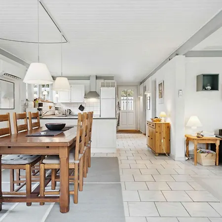 Сasa de vacaciones Well-designed House In Scenic Surroundings Martofte